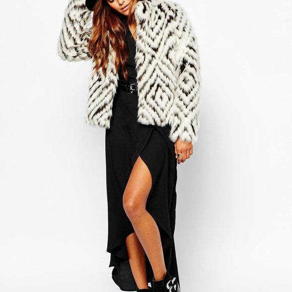 NWT Abercrombie & Fitch Faux Fur Jacket - Picture 5 of 6